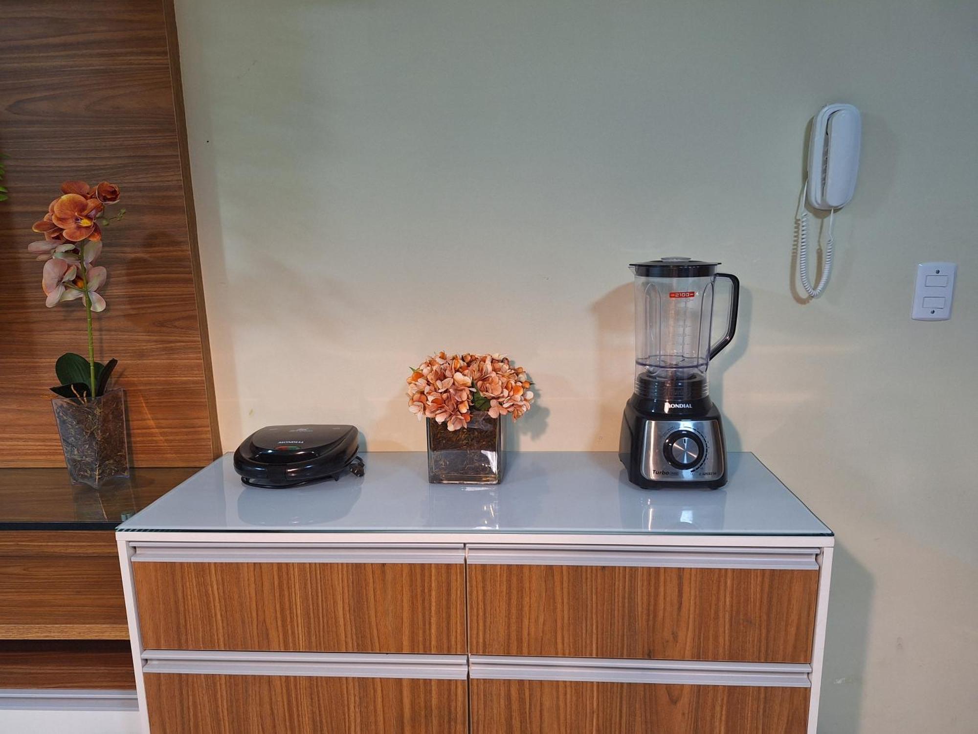 Perto De Aconchegante E Equipado Na Jatiuca Apartamento